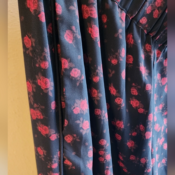 Mk small pants altered to fit 5 feet person - Picture 6 of 9